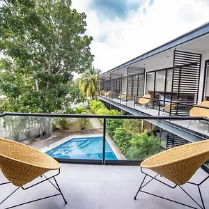 Deluxe Azure Bacalar