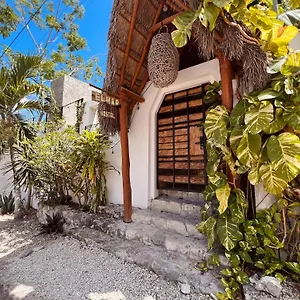 Elmar Hostel